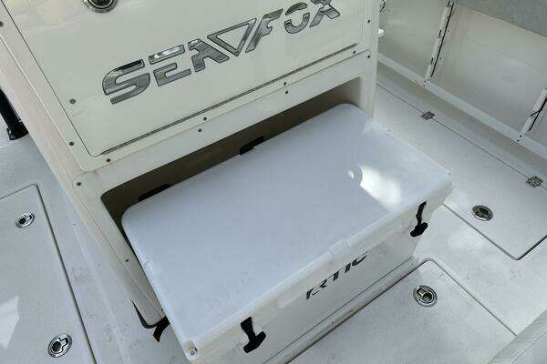 28ft Sea Fox Yacht For Sale