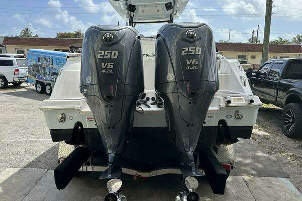 28ft Sea Fox Yacht For Sale