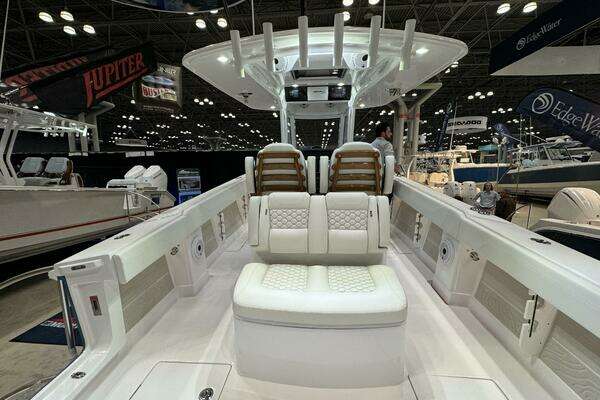 2026 Jupiter 38