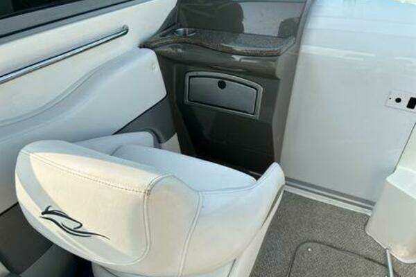 Photo of the 2012 Rinker 276 Captiva Cuddy