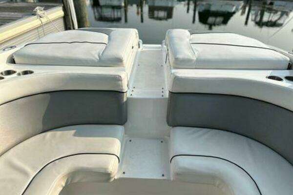 Photo of the 2012 Rinker 276 Captiva Cuddy