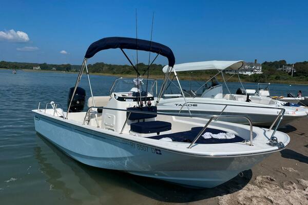 20ft Boston Whaler Yacht For Sale