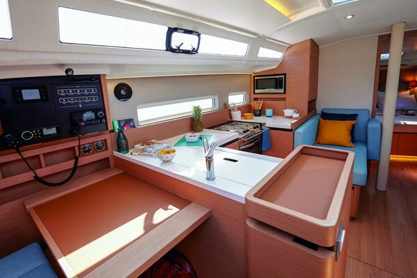 41ft Jeanneau Yacht For Sale 41ft Jeanneau Yacht For Sale