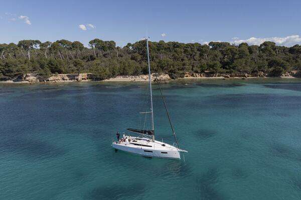 Jeanneau  Yacht For Sale
