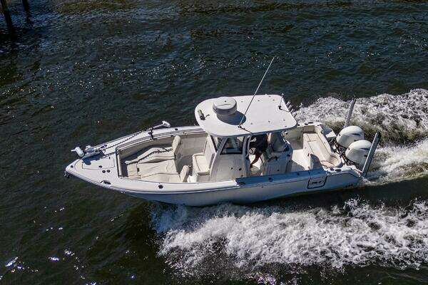 Photo of the 2022 Sea Hunt 265 Ultra SE