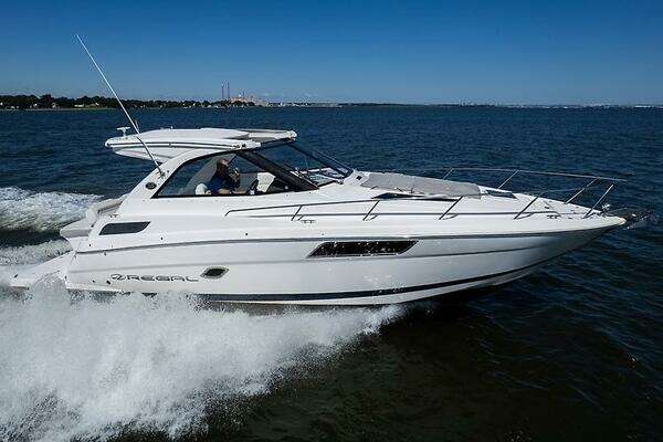 36-ft-Regal-2019-35 Sport Coupe-Pasadena Maryland United States yacht for sale