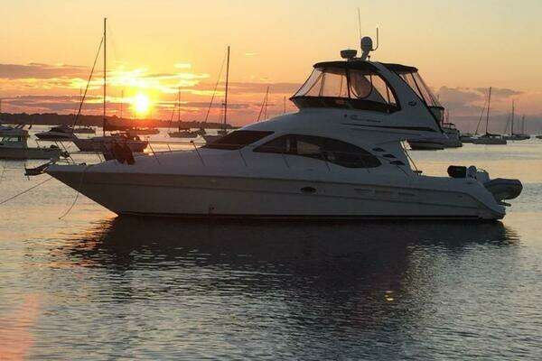 2005 Sea Ray 42