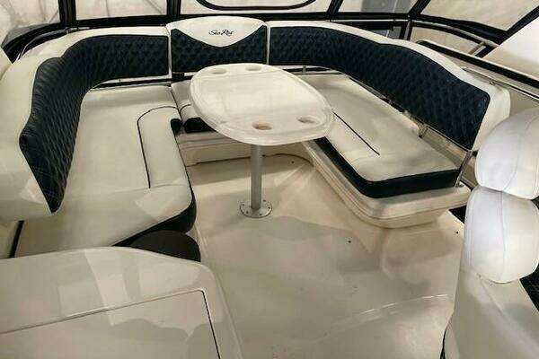 2005 Sea Ray 42