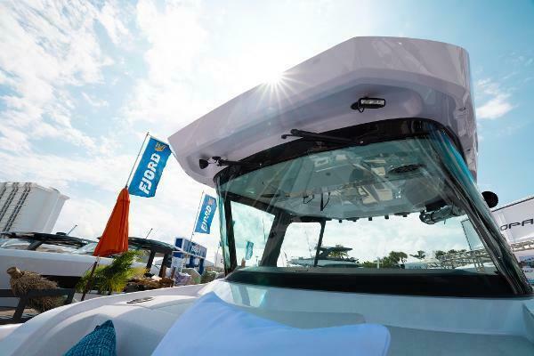 29ft Axopar Yacht For Sale