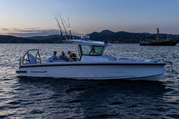 29ft Axopar Yacht For Sale