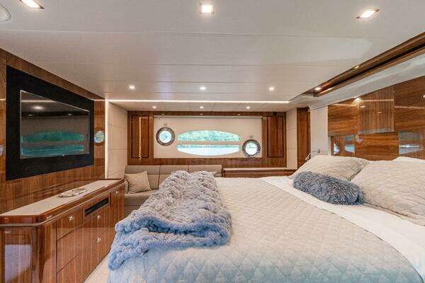 Riviera  Yacht For Sale