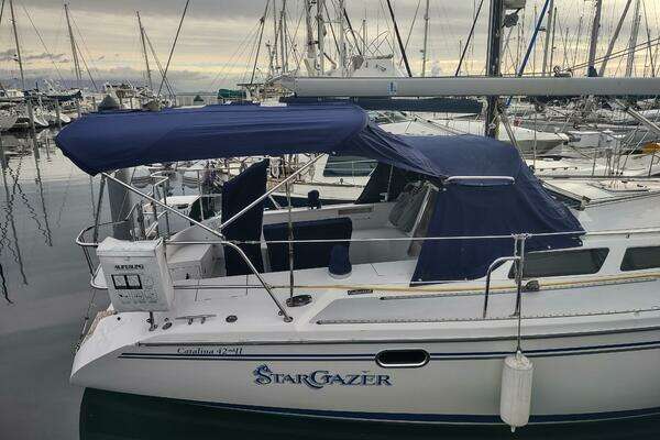 Photo of the 2005 Catalina 42 MKII "STAR GAZER"