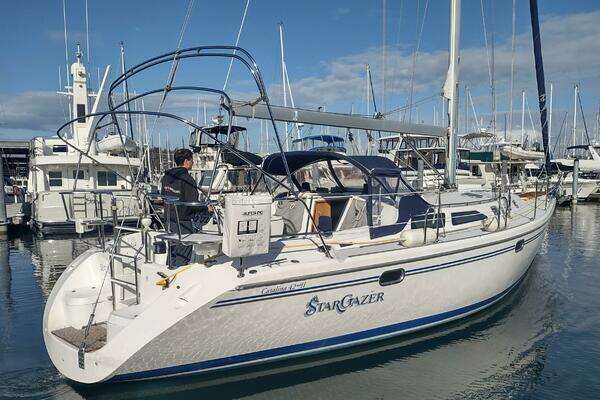 Photo of the 2005 Catalina 42 MKII "STAR GAZER"