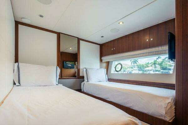 Ocean Alexander  Yacht For Sale