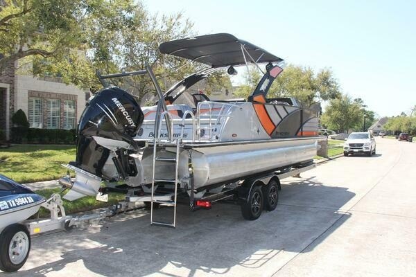 25ft Berkshire Yacht For Sale