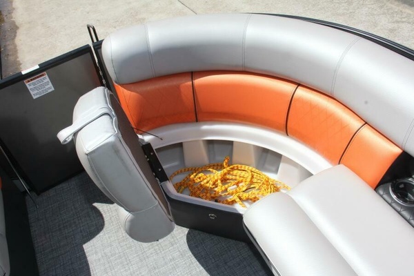 25ft Berkshire Yacht For Sale