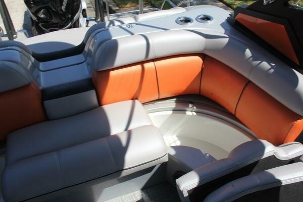 25ft Berkshire Yacht For Sale