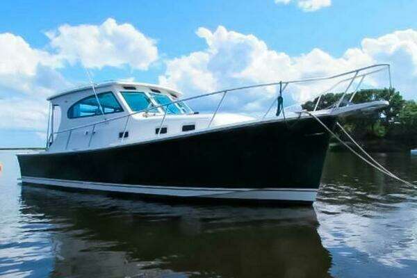 WAVES OF CHANGE 30ft Mainship Yacht For Sale