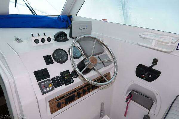 WAVES OF CHANGE 30ft Mainship Yacht For Sale