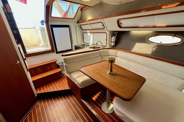 Safari 33ft Tiara Yachts Yacht For Sale