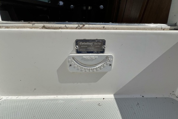HAUNTED by WATER 32ft Catalina Yacht For Sale