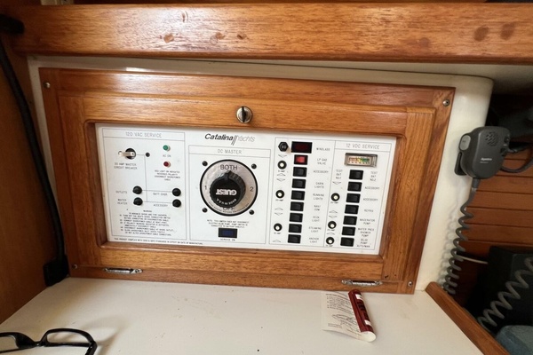 HAUNTED by WATER 32ft Catalina Yacht For Sale