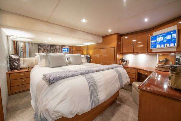 2003 Ocean Yachts 62