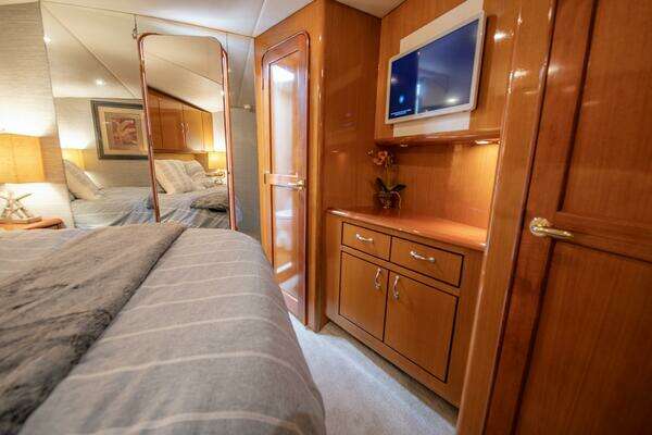 2003 Ocean Yachts 62