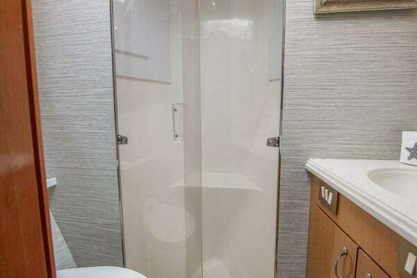 2003 Ocean Yachts 62