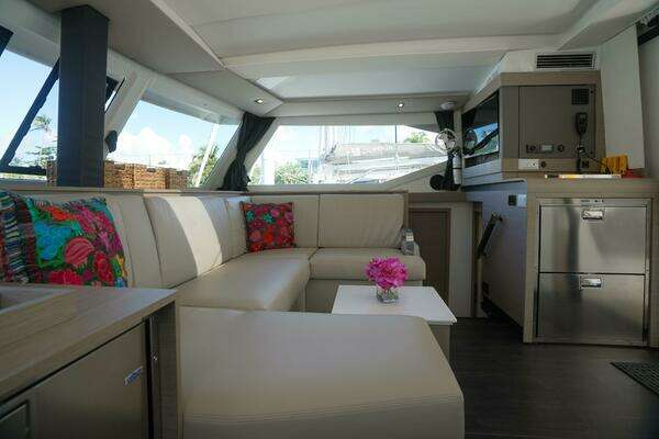 Fountaine Pajot Isla 40 Yacht For Sale