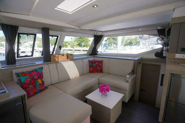 Fountaine Pajot Isla 40 Yacht For Sale
