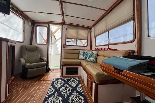 Landsend  40ft Legacy Yacht For Sale