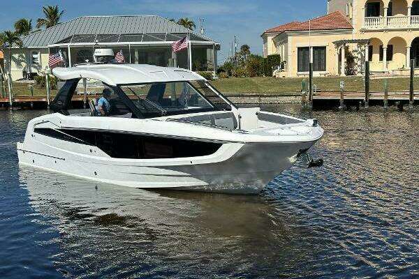 2022 Galeon 32