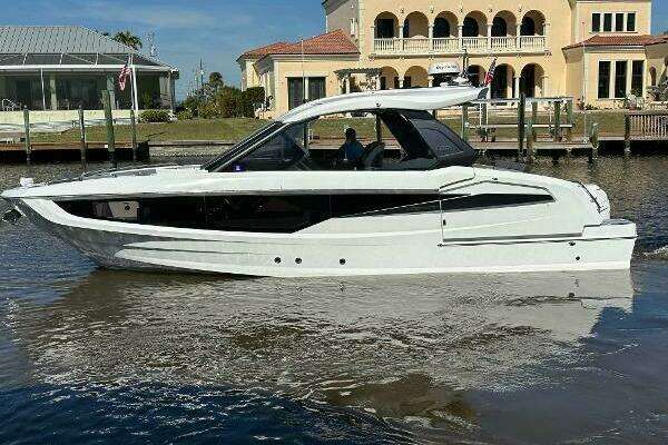 2022 Galeon 32