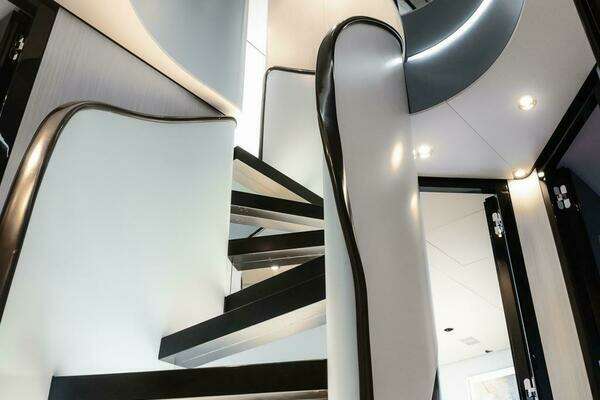 Azimut 27 Metri Yacht For Sale