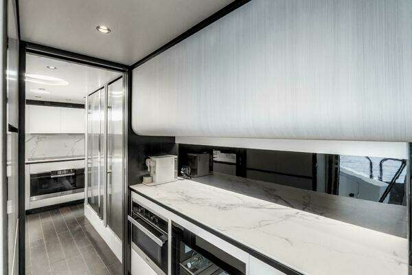 Azimut 27 Metri Yacht For Sale