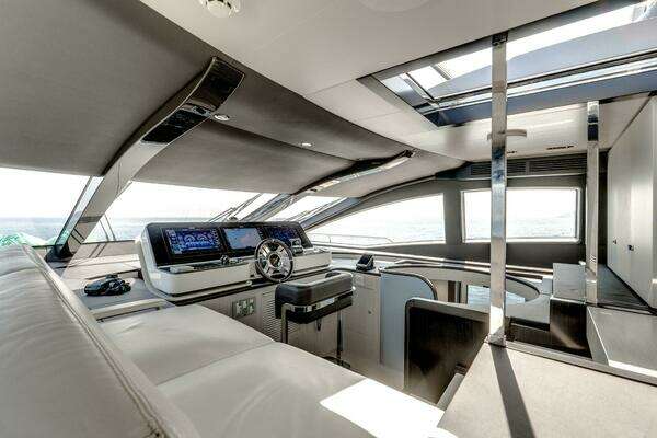 Azimut 27 Metri Yacht For Sale