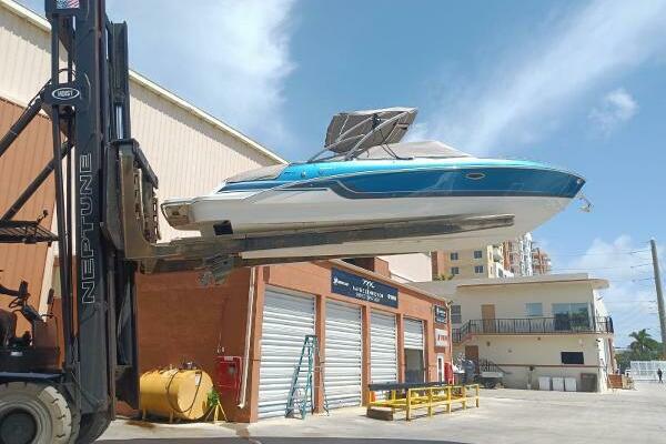 27ft Formula Yacht For Sale