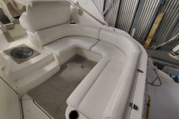 36ft Cruisers Yachts Yacht For Sale