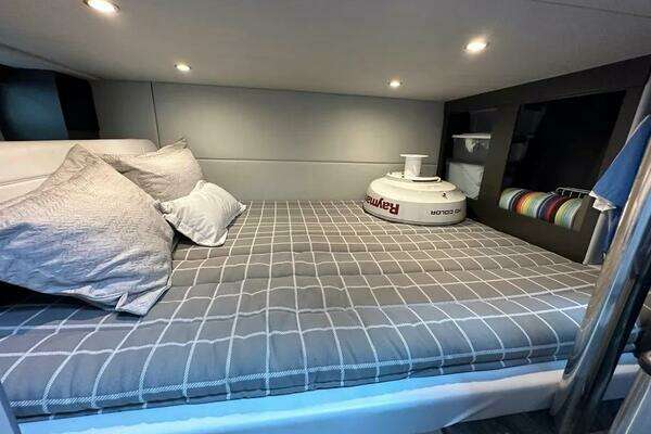 Formula 380 SSC Yacht For Sale