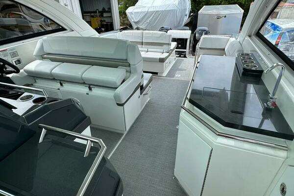 Formula 380 SSC Yacht For Sale