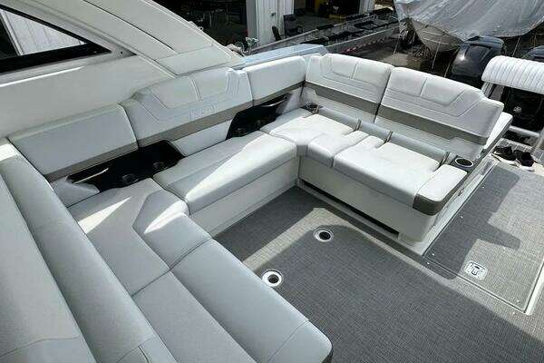 Formula 380 SSC Yacht For Sale