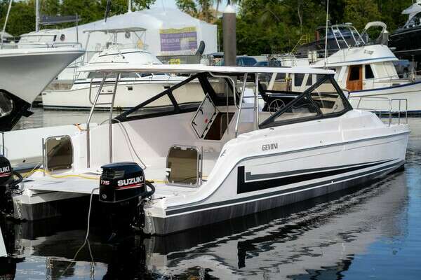 HULL 009 39ft Gemini Yacht For Sale