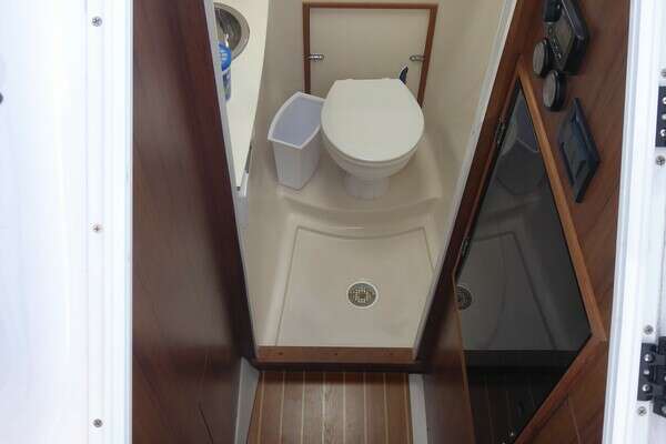 HULL 009 39ft Gemini Yacht For Sale