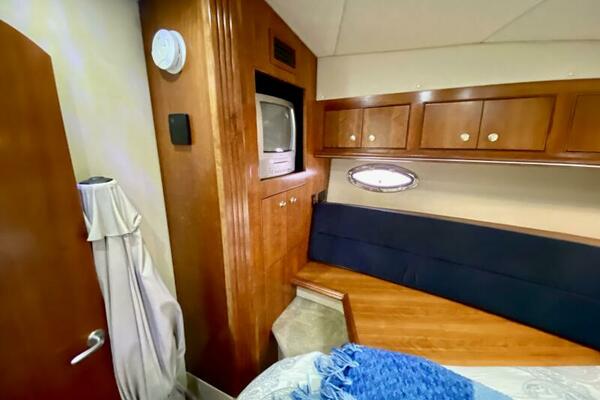 45ft Cruisers Yachts Yacht For Sale
