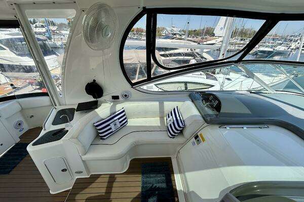 45ft Cruisers Yachts Yacht For Sale