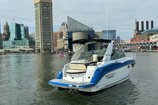 29ft Monterey Yacht For Sale