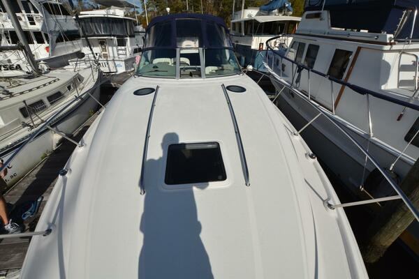 32ft Sea Ray Yacht For Sale