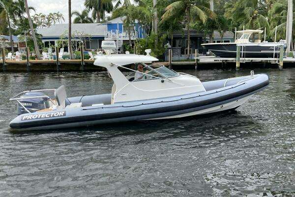 28-ft-Protector-2002-Targa 28-TRUER North Miami Florida United States  yacht for sale