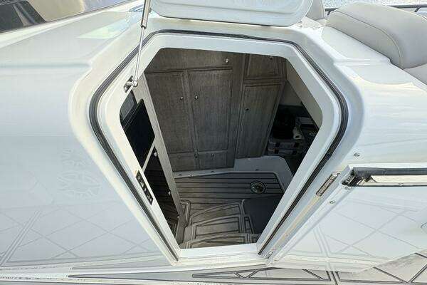 HCB 53 Sueños Yacht For Sale